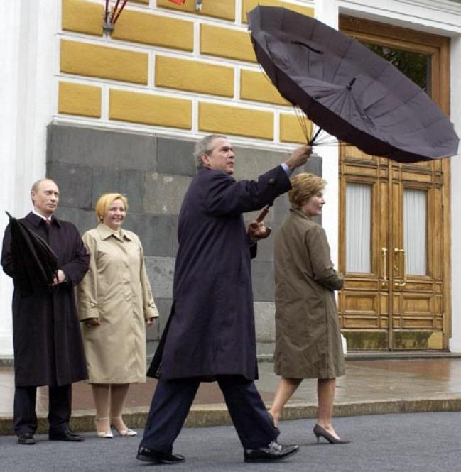 Bush demonstriert Putin die Funktionsweise der Raketenabwehr